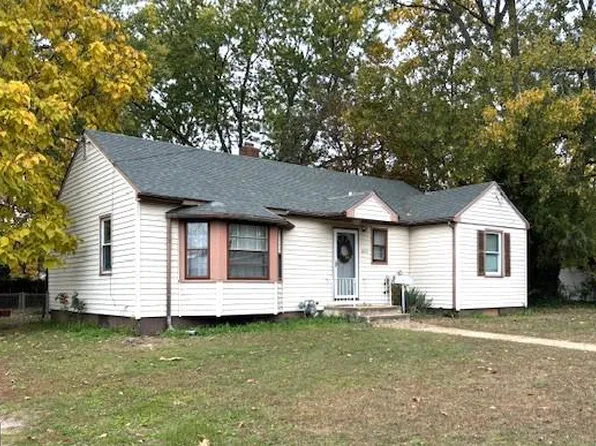 423 Huntington Ave, Glendora, NJ 08029