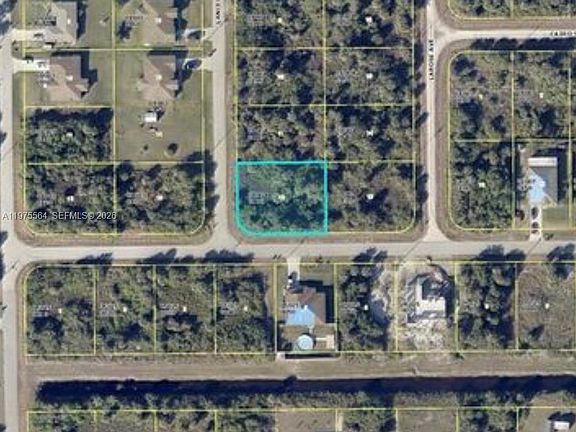 5th image of 327 Lancelot Ave