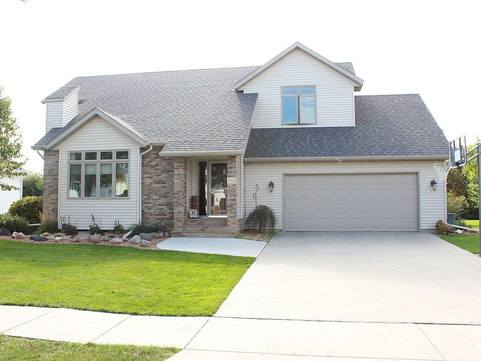 1st image of 3521 Westmoor Dr