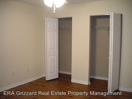 5th image of 2613 Hollow Ln