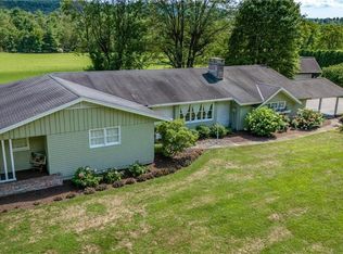 864 Lizard Creek Rd, Andreas, PA 18211