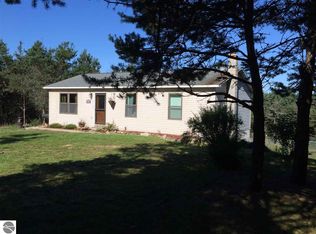 3111 Walton Rd, Kingsley, MI 49649