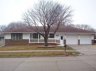 1333 1st Ave SW, Le Mars, IA 51031