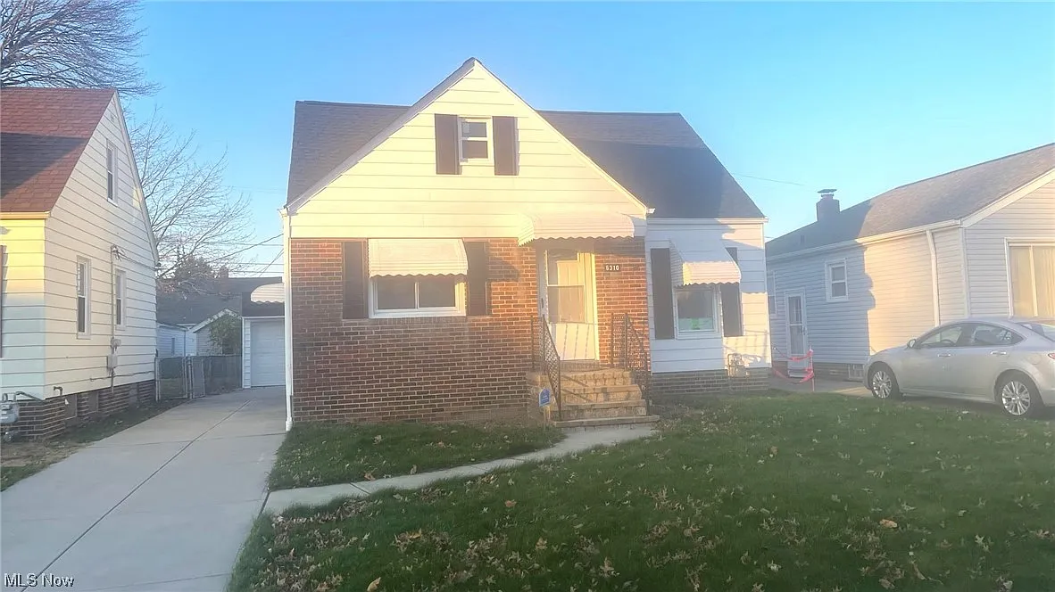6310 Kenneth Ave photo 1