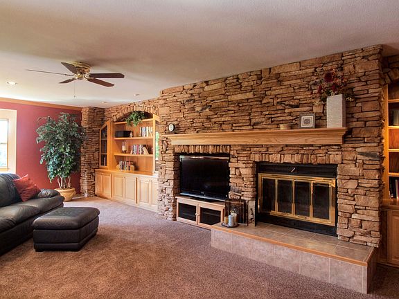 3rd image of 385 Palm Springs Dr