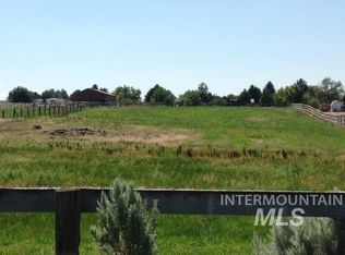 4027 W Canyon Ridge Dr, Twin Falls, ID 83301