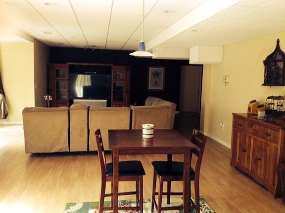 3rd image of 347 Lake Hills Dr