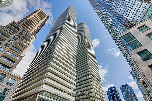 50 Charles St E Photo 1