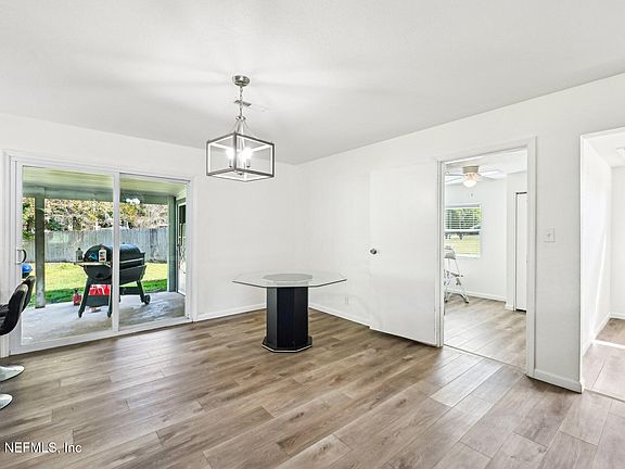 5th image of 7251 GREENWAY Drive