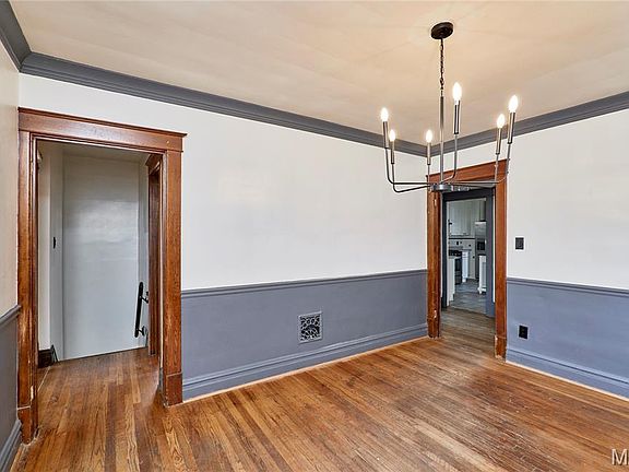 5th image of 5009 Murdoch Ave