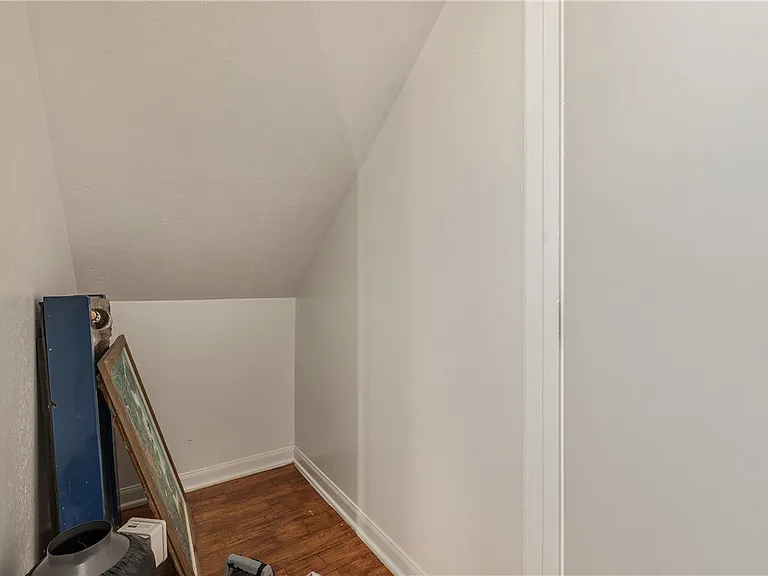 2435 Pintail Loop — Photo 9