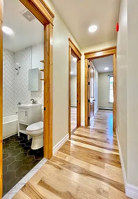 Rented by Parlor Real Estate Corp | media 7