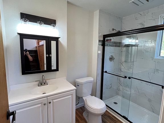 Bathroom off living room