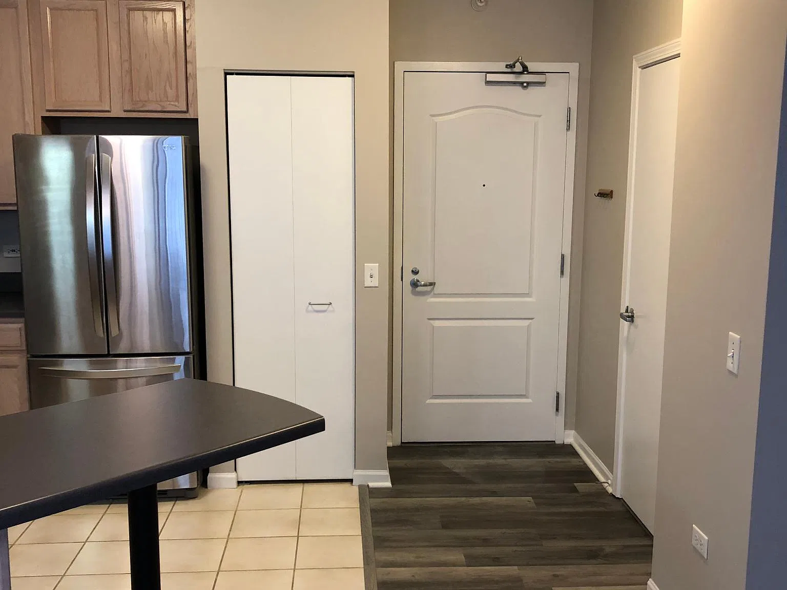 Studio, $2,500 — Photo 4