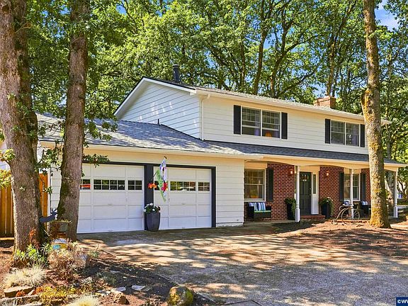 5th image of 450 Holmes Ct SE