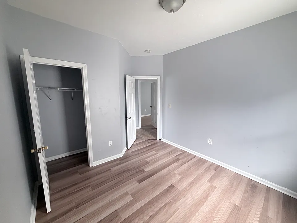 138 Fountain St #2
