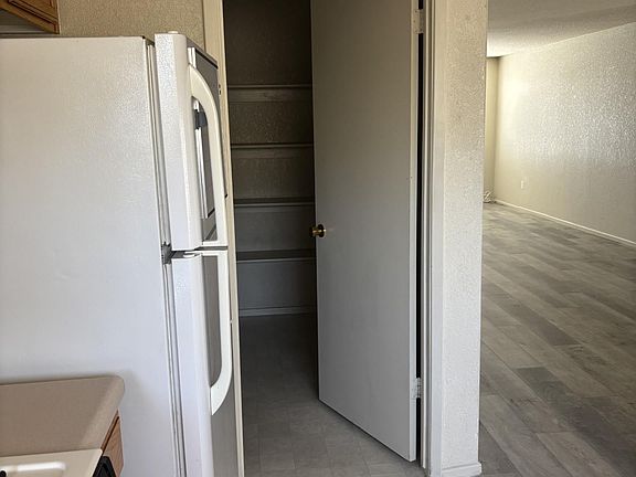 4th image of 11269 E 27th St