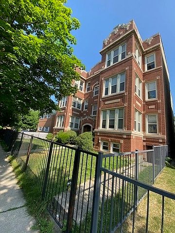 1st image of 2142 W Touhy Ave #1