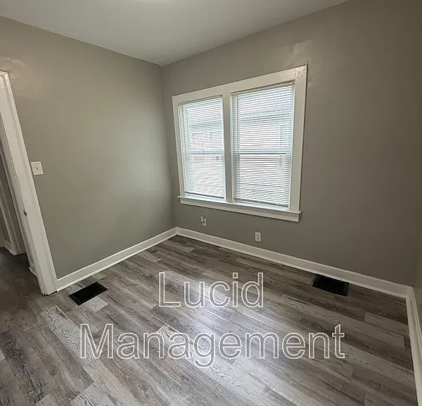 1106 Euclid Ave #1 — Photo 12