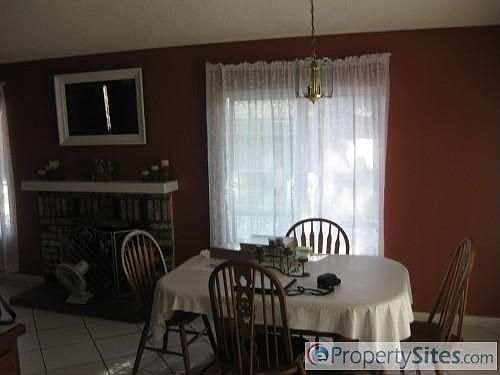 3rd image of 24591 Ferndell St
