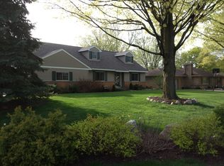 942 Oakhurst Ave NW, Grand Rapids, MI