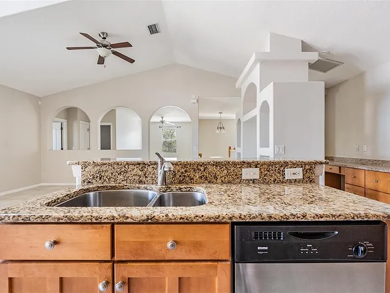 6008 Fishhawk Crossing Blvd #6008 — Photo 15