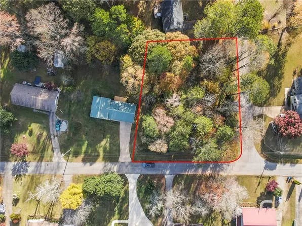 6162 Laurel Wood Trl #53, Flowery Branch, GA 30542