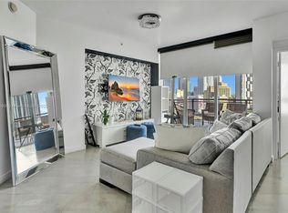 Wind Condo, Miami, FL 33130