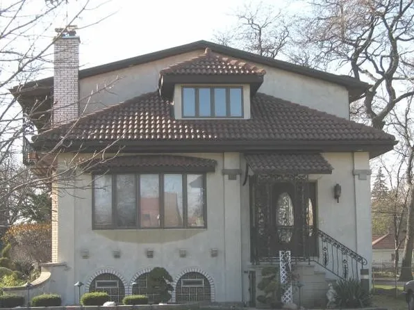 462 Repton Rd, Riverside, IL 60546