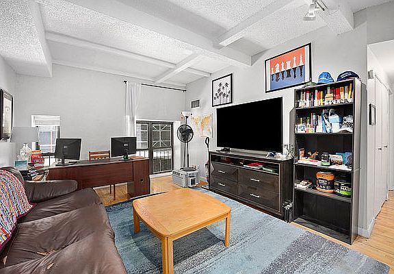 3rd image of 160 Bleecker St APT 4BE