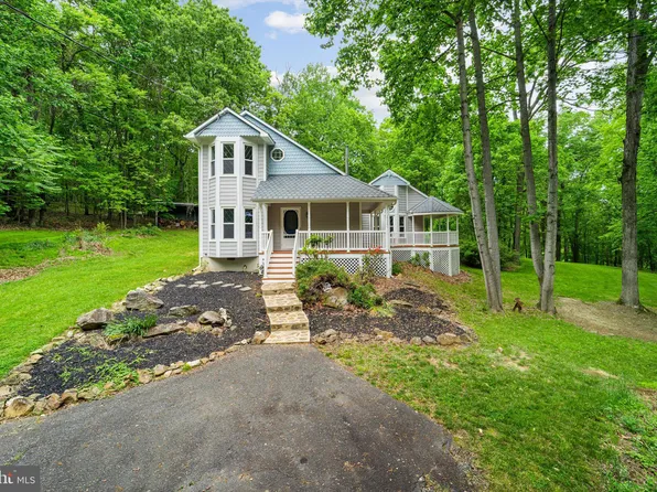 6087 Snow Mountain Rd, Broad Run, VA 20137