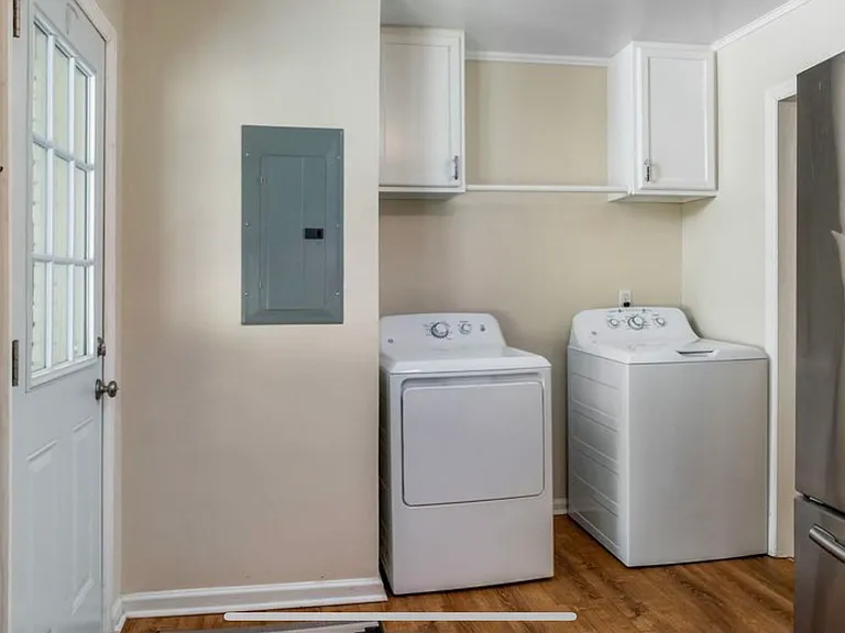4039 Montclair Rd — Photo 8