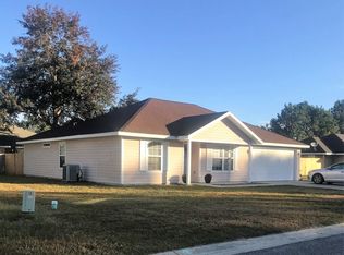 1111 SW Yorktown Gln, Lake City, FL 32025