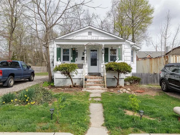 161 4th Street, Saint James, NY 11780