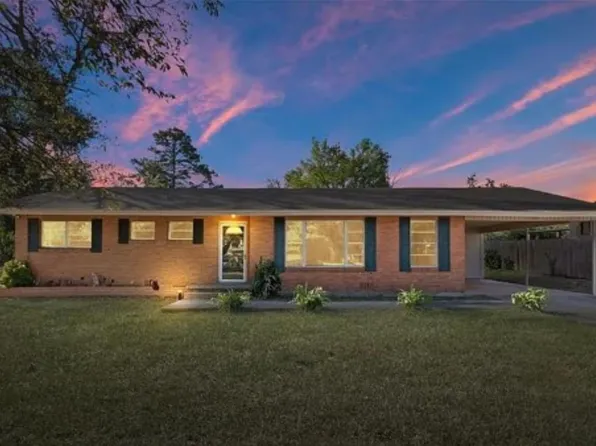 1100 Cedar St, Teague, TX 75860