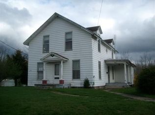 211 Pigeon St, Ligonier, IN 46767