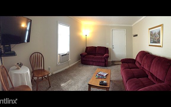 2nd image of 303 1/2 Howard St