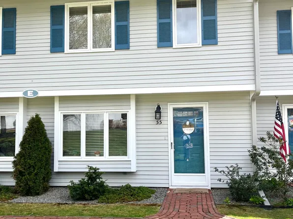174 Lowell Road #E55, Mashpee, MA 02649