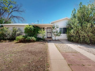 5416 Mountain Rd NE, Albuquerque, NM, 87110