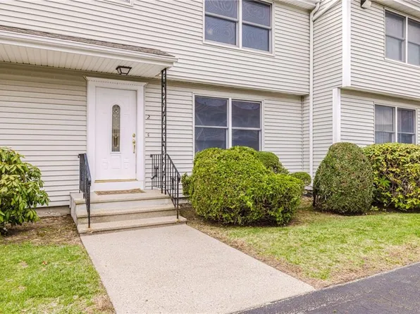 9 Morrill Ln #6, North Providence, RI 02904