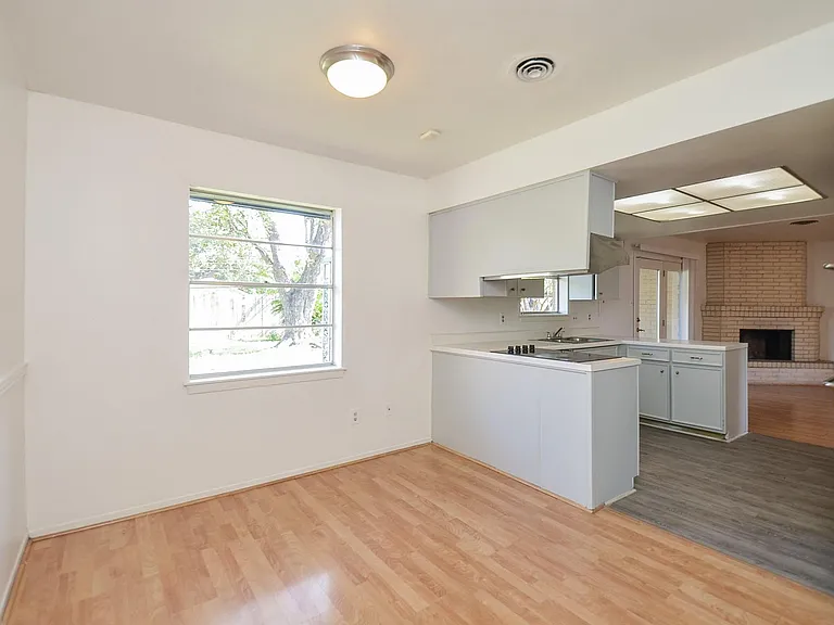 7327 Osage St — Photo 18