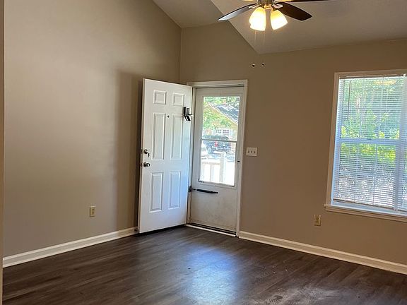 2nd image of 703 West Ave APT A1