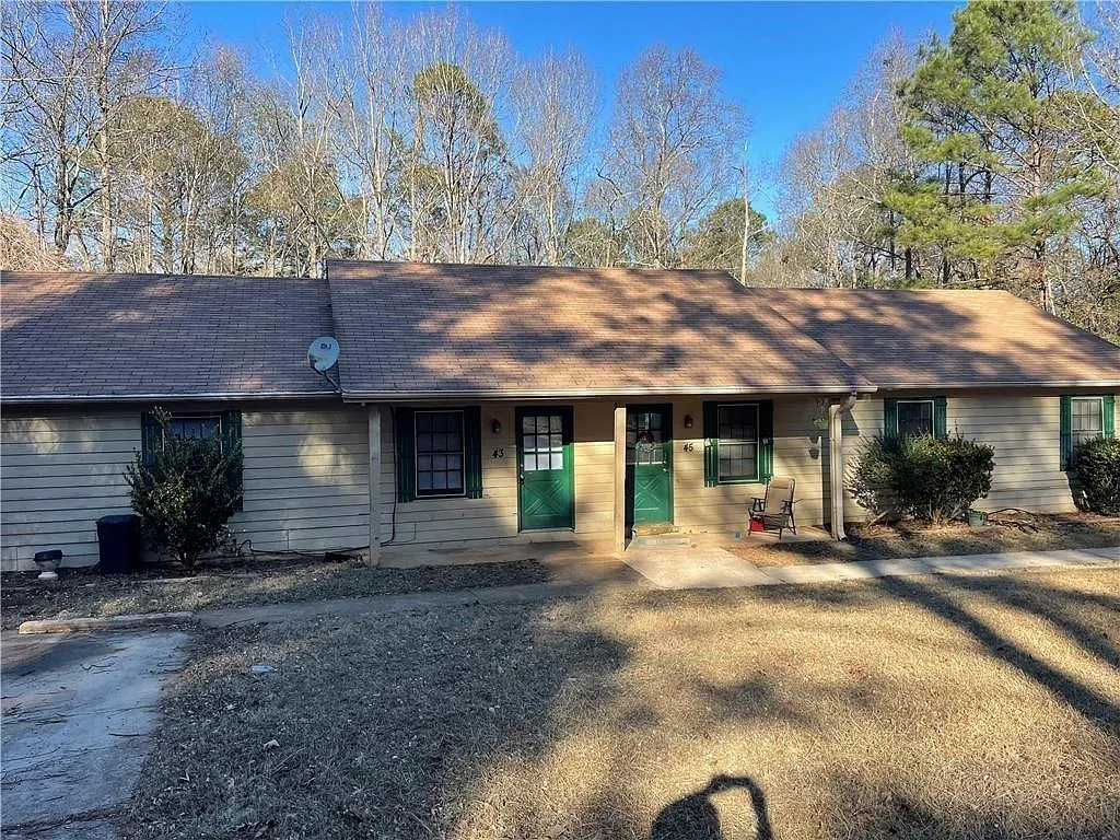 2 bed, 2.0 bath, 1120 sqft, $1,300 — Photo 1