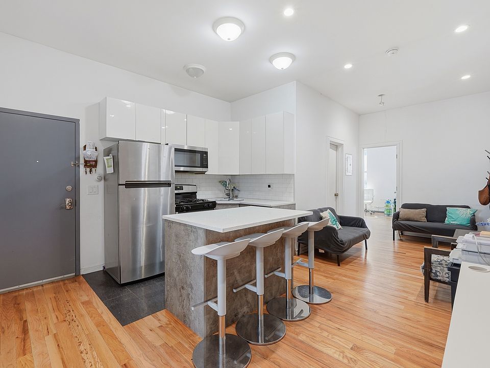 1st image of 201-203 Monticello Ave #3