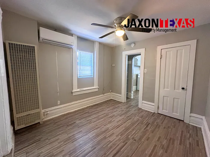 813 N Virginia St #2 — Photo 3