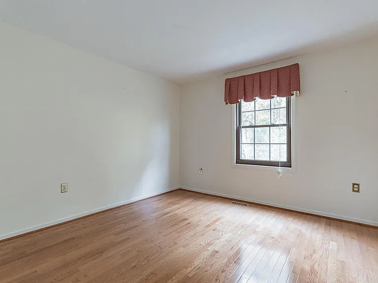 6031 Clerkenwell Ct — Photo 23