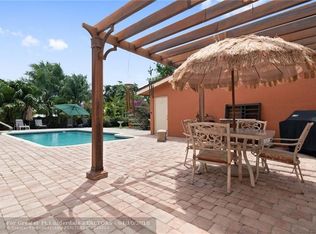 14110 SW 15th Ct, Davie, FL 33325