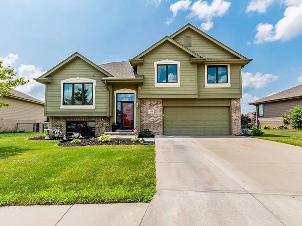 5100 Crogans Way Rd, Council Bluffs, IA 51501