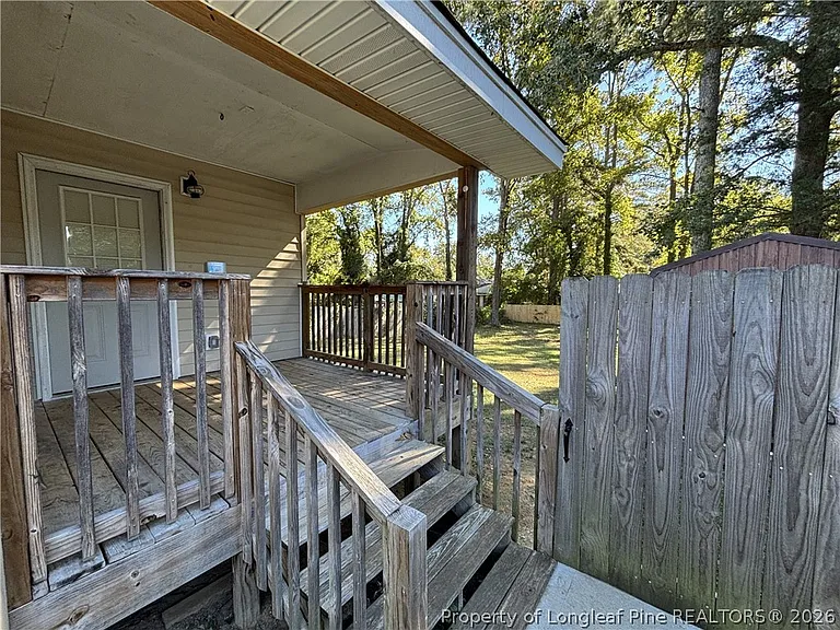 931 Fleetwood Dr — Photo 6