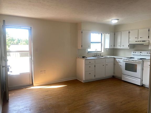 2nd image of 121 Hale Ave #1912